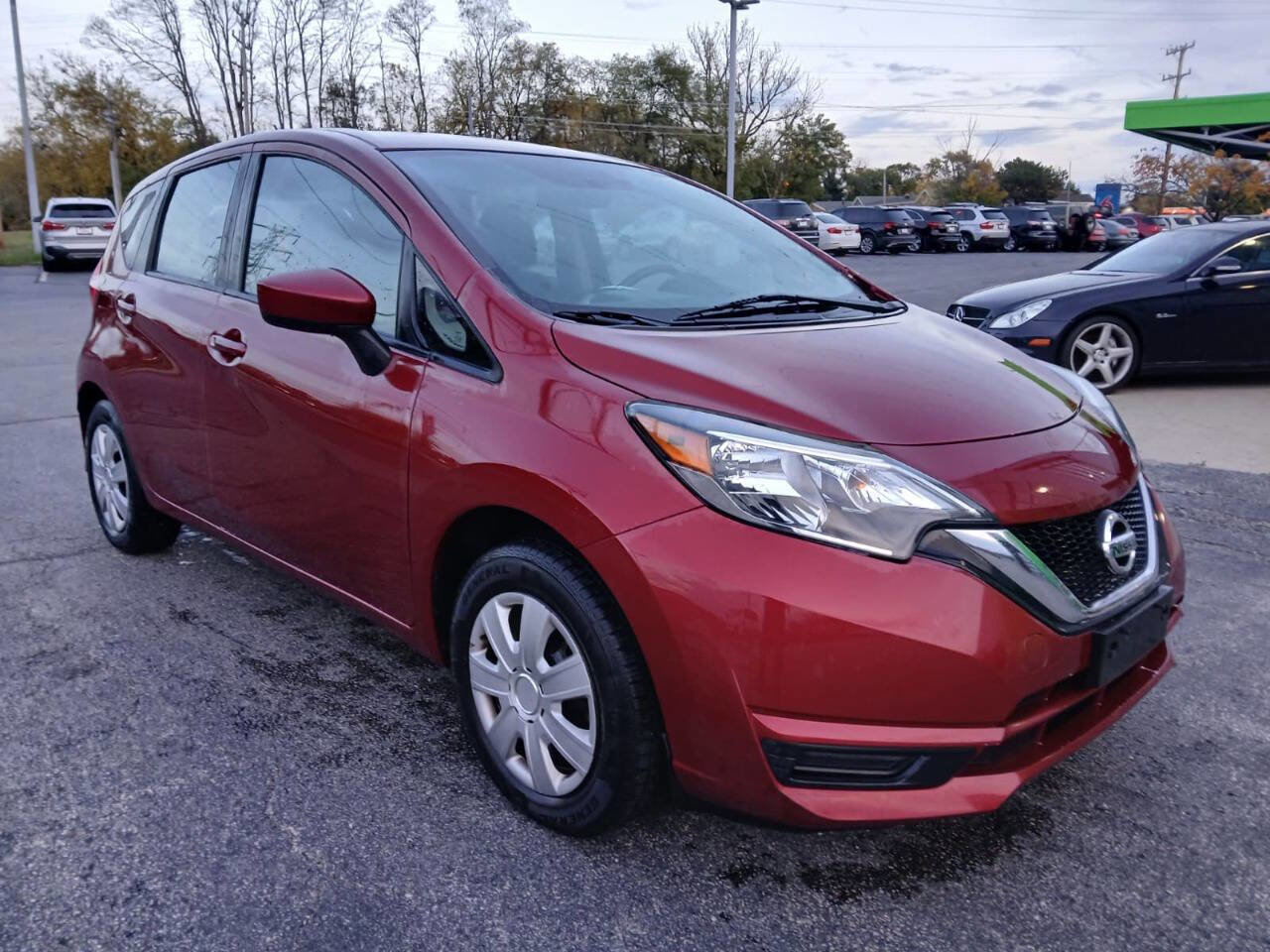 Used 2017 Nissan Versa Note SV image 3