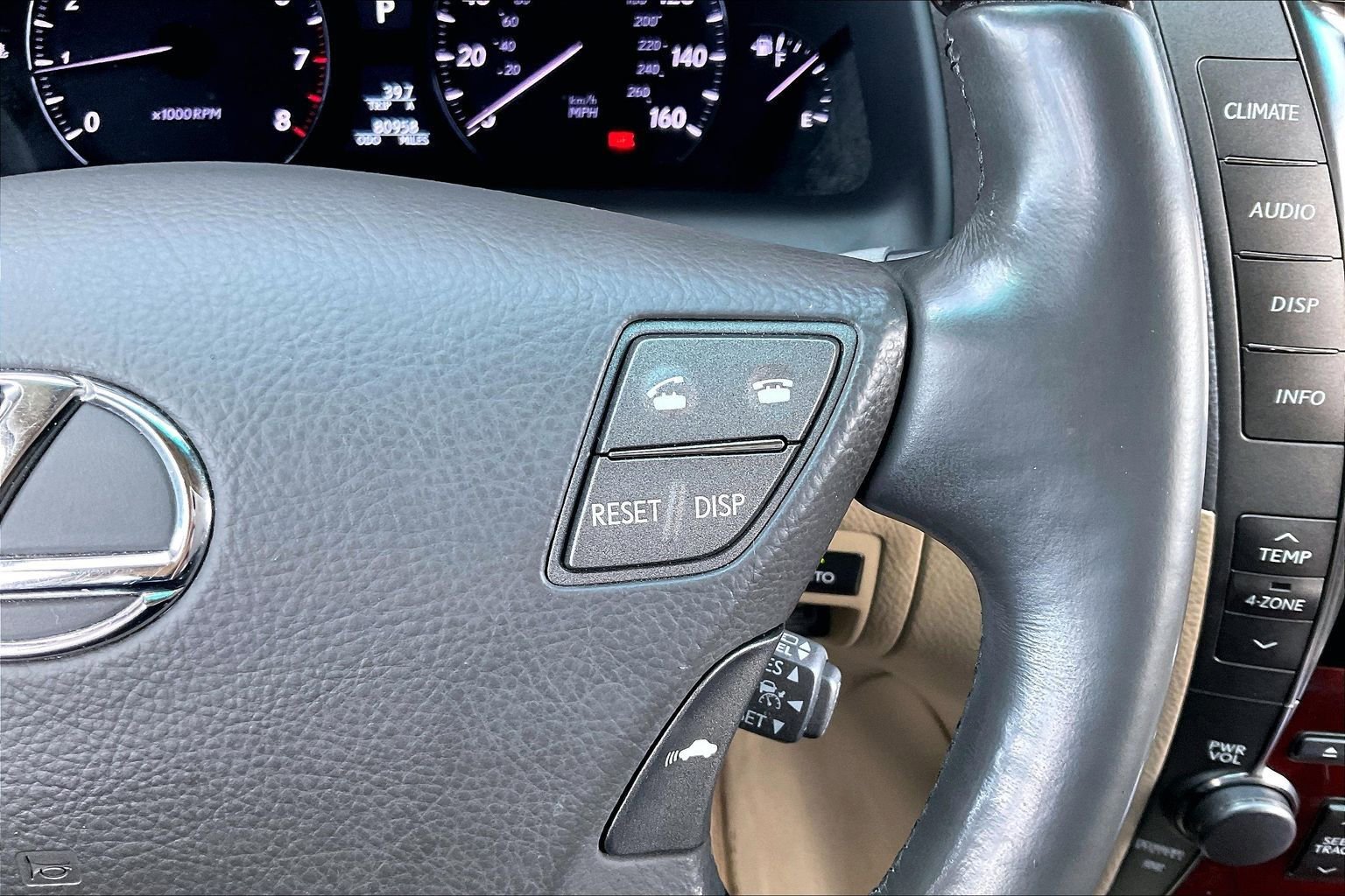 Used 2007 Lexus LS 460 L RWD image 11