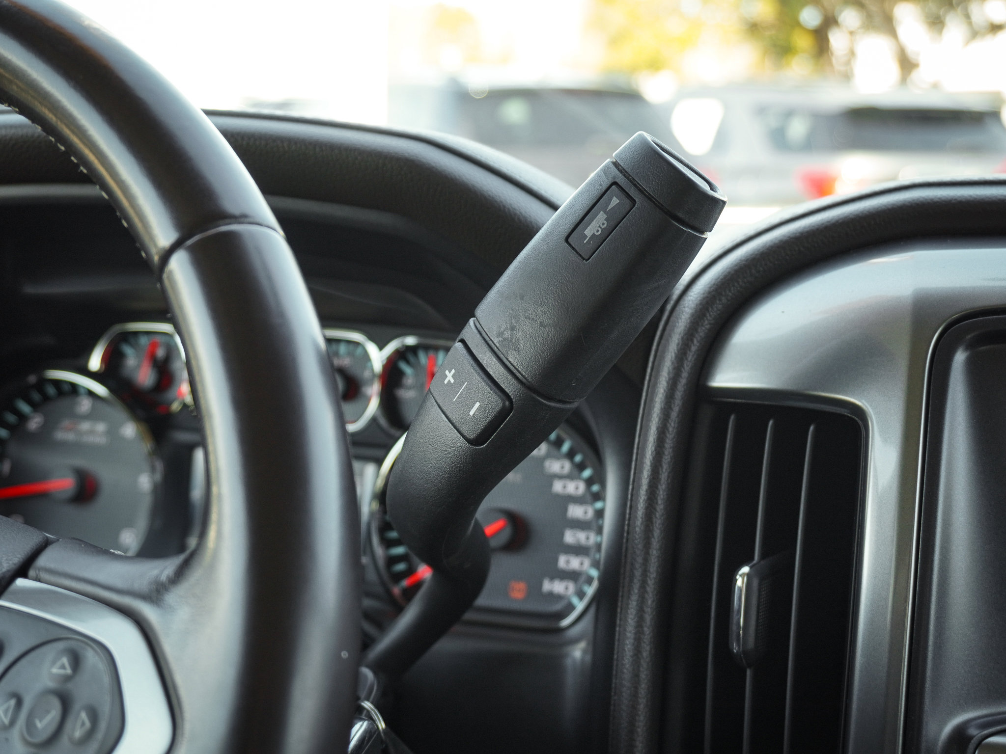 Used 2017 Chevrolet Silverado 1500 LTZ Z71 image 23