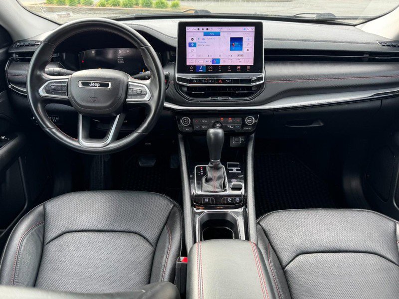 Used 2022 Jeep Compass Trailhawk w/ Trailhawk Elite Group image 12