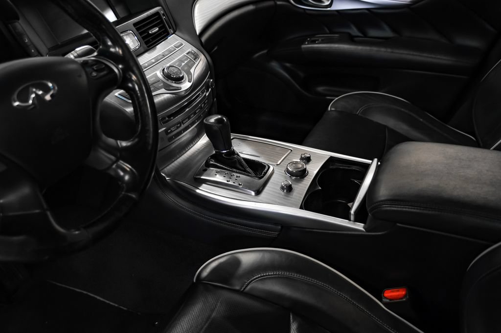 Used 2019 INFINITI Q70 L 3.7 RWD image 22
