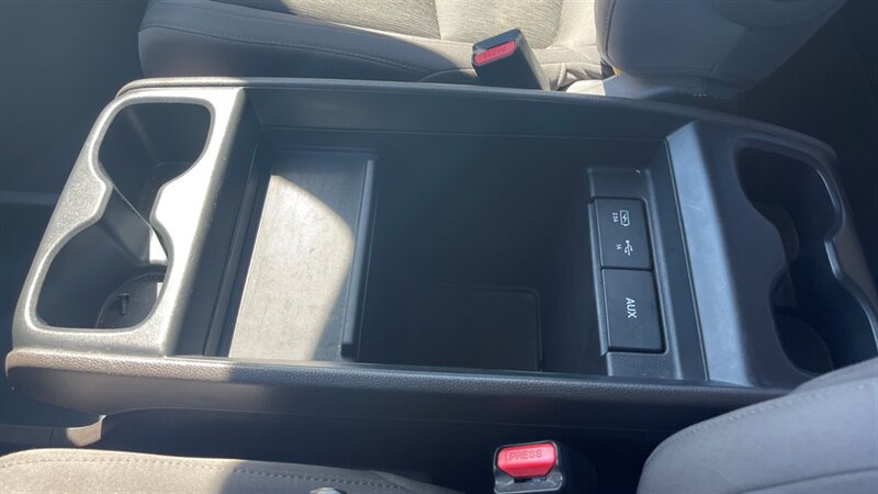 Used 2019 Honda Odyssey LX image 16