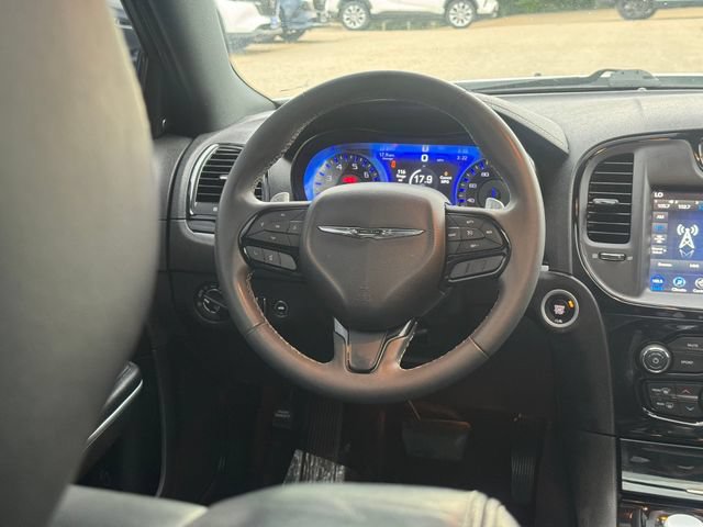 Used 2023 Chrysler 300 S RWD image 26