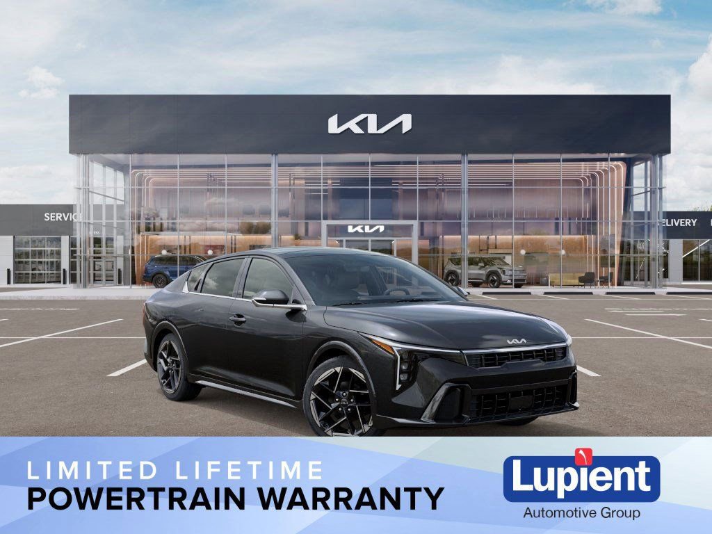 Used 2025 Kia K4 GT-Line w/ GT-Line Sunroof Package image 1