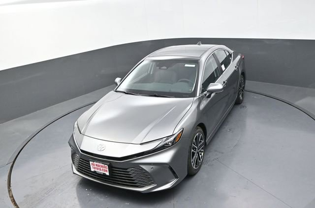 New 2025 Toyota Camry XLE w/ Premium Plus Package FWD image 20