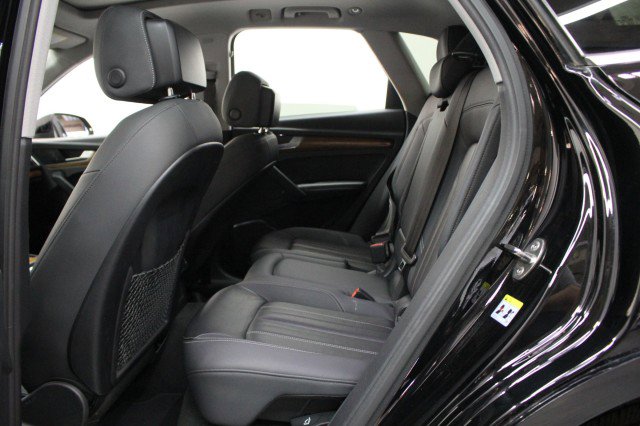 Used 2021 Audi Q5 Premium Plus image 28