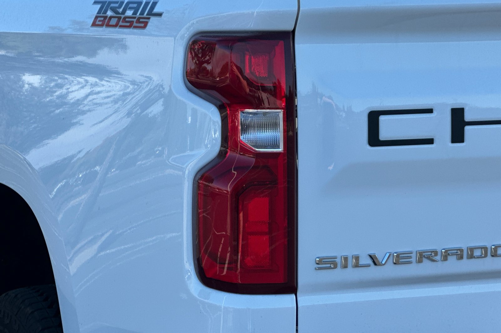 Used 2026 Chevrolet Silverado 1500 LT Trail Boss w/ Protection Package AWD/4WD image 45