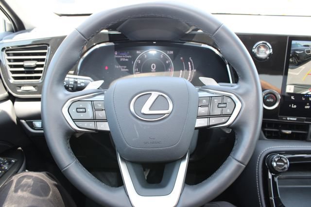 Certified 2025 Lexus NX 250 FWD w/ Accessory Package (Z1) image 16