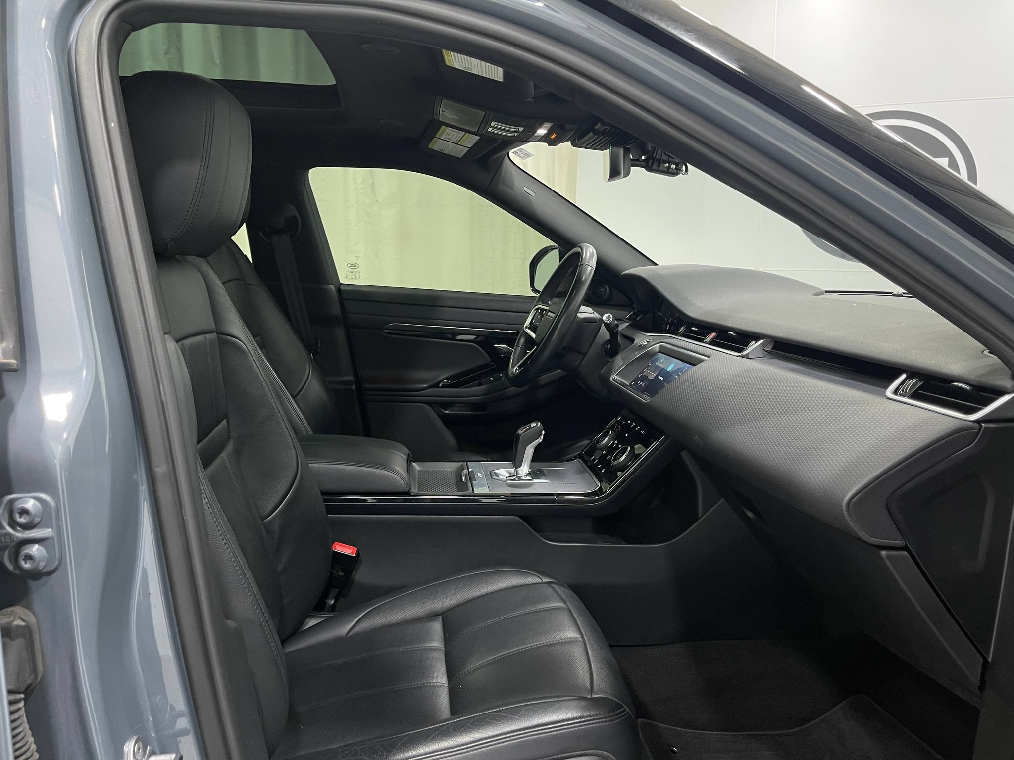 Used 2021 Land Rover Range Rover Evoque S AWD/4WD image 31