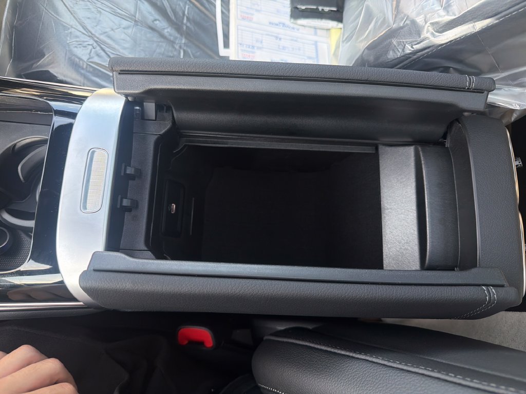 New 2027 Mercedes-Benz GLC 300 4MATIC image 21