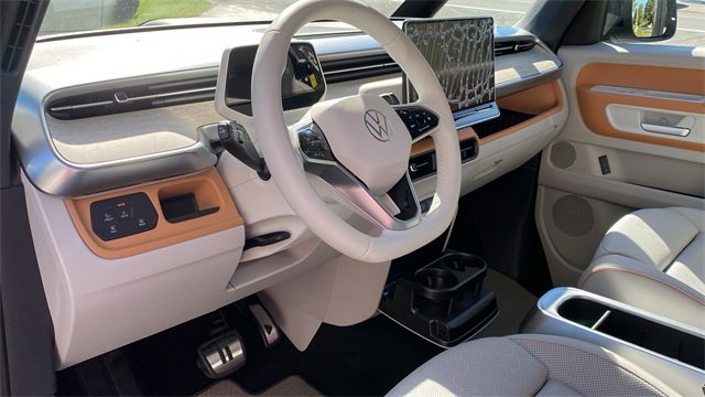 New 2025 Volkswagen ID. Buzz 1st Edition image 11