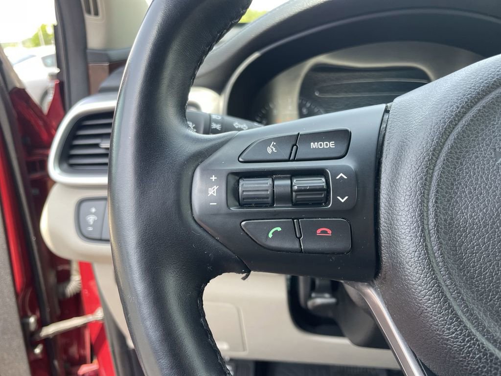 Used 2016 Kia Sorento FWD w/ LX Convenience Package image 16