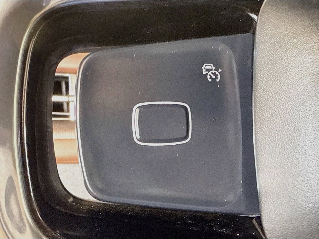 Used 2025 Lincoln Navigator Reserve AWD/4WD image 13
