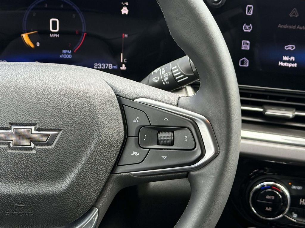 Used 2024 Chevrolet Trax ACTIV w/ Sunroof Package image 20