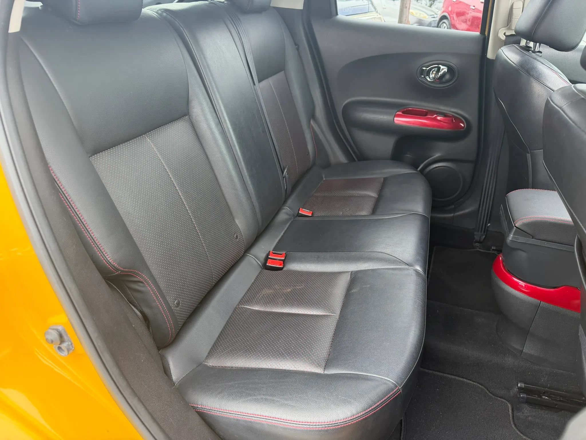 Used 2017 Nissan Juke SL w/ Interior Illumination Package AWD/4WD image 13
