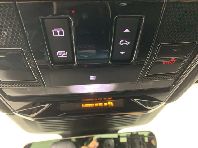 Used 2025 Land Rover Range Rover Sport SE AWD/4WD image 22