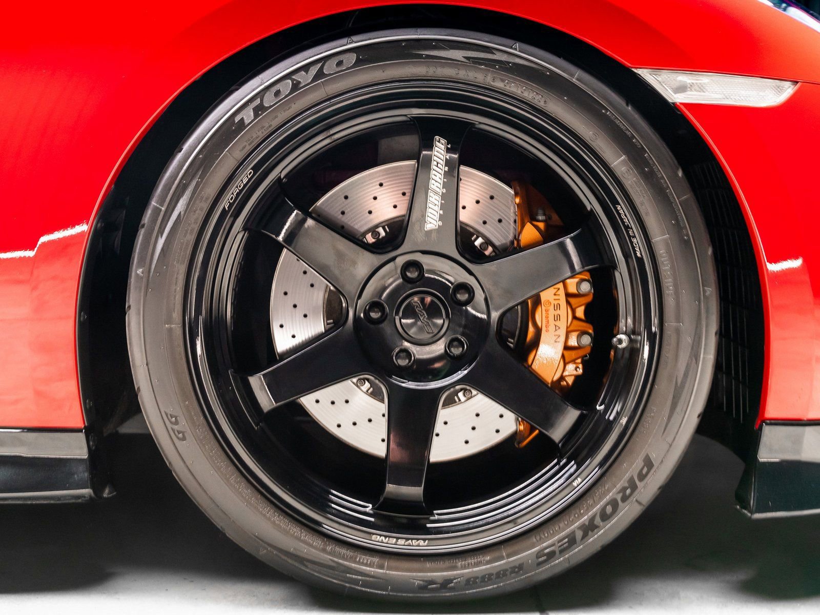 Used 2023 Nissan GT-R Premium w/ Floor Mat Package image 27