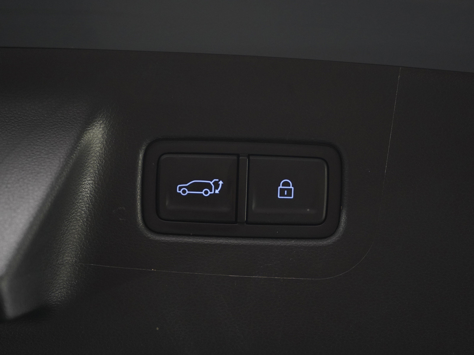 Used 2026 Hyundai Santa Fe SEL AWD/4WD image 18