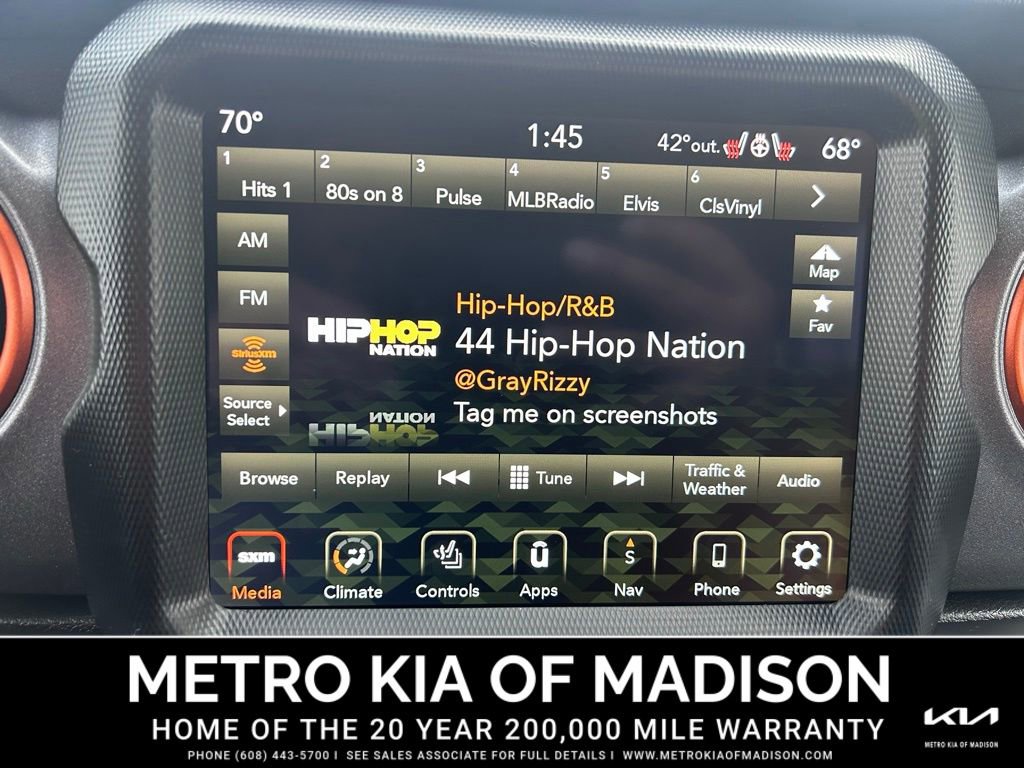 Used 2023 Jeep Gladiator Mojave w/ Cold Weather Group image 26