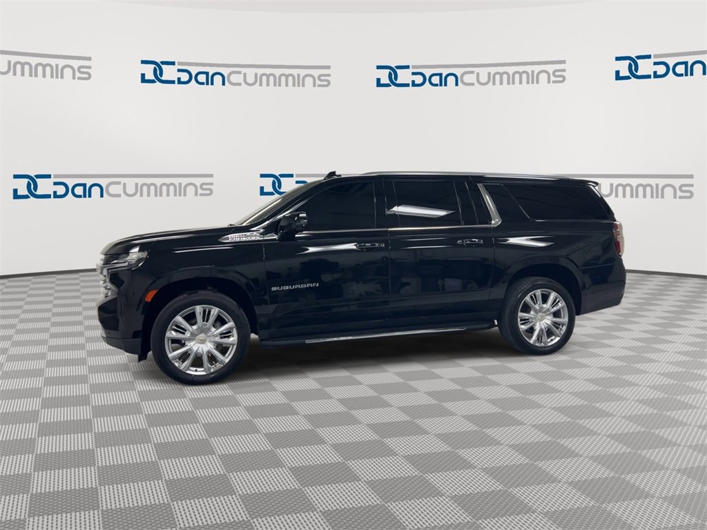 Used 2024 Chevrolet Suburban High Country image 4