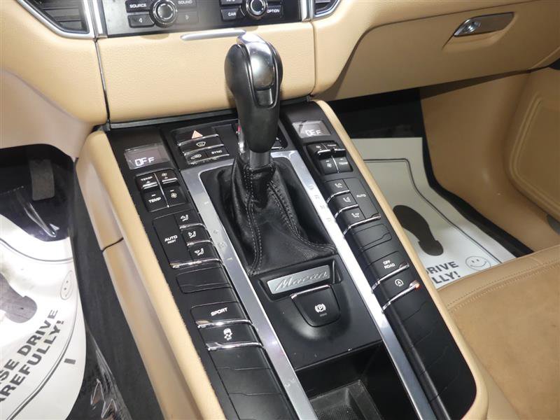 Used 2016 Porsche Macan S AWD/4WD image 39