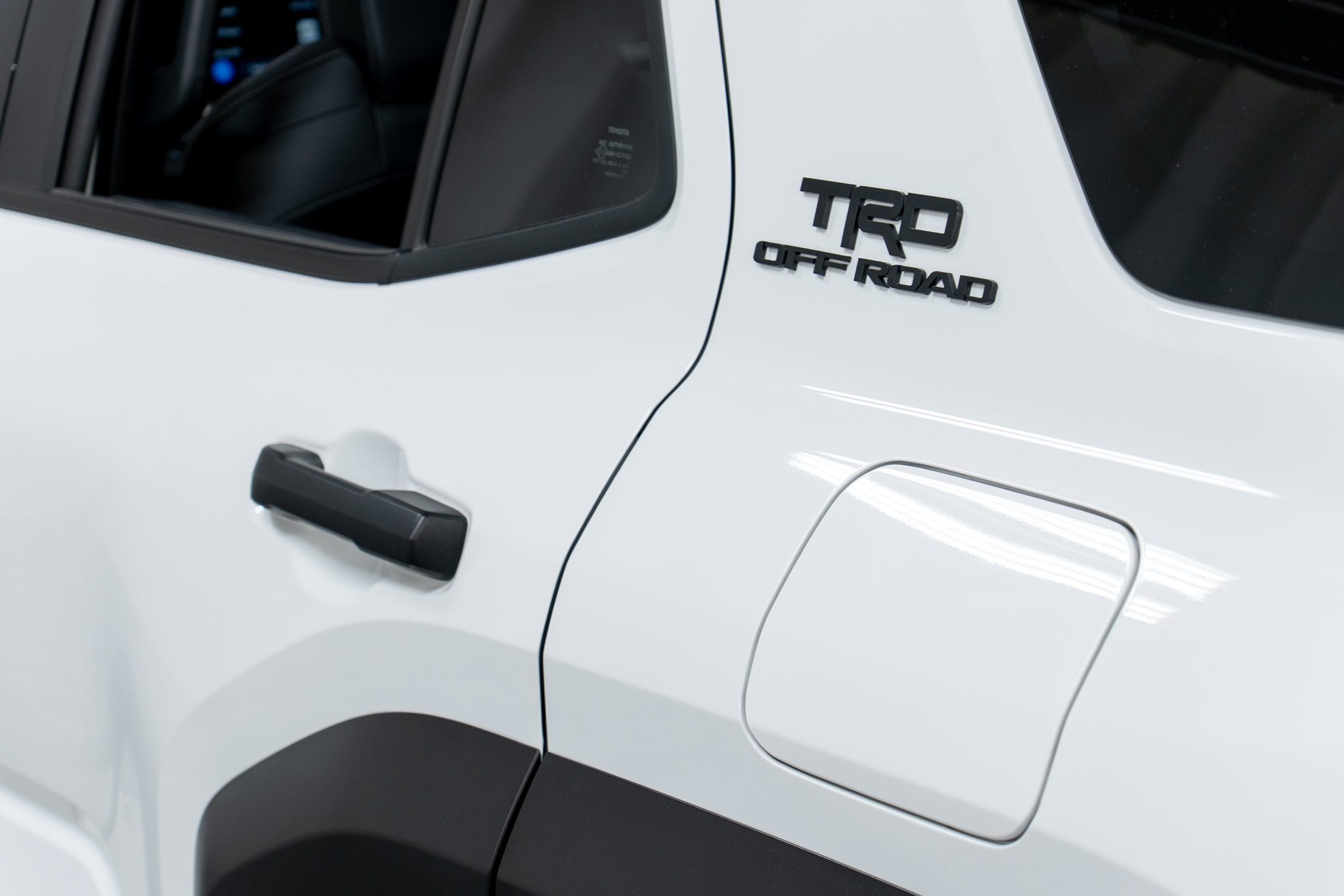 Used 2025 Toyota 4Runner TRD Off-Road Premium AWD/4WD image 33