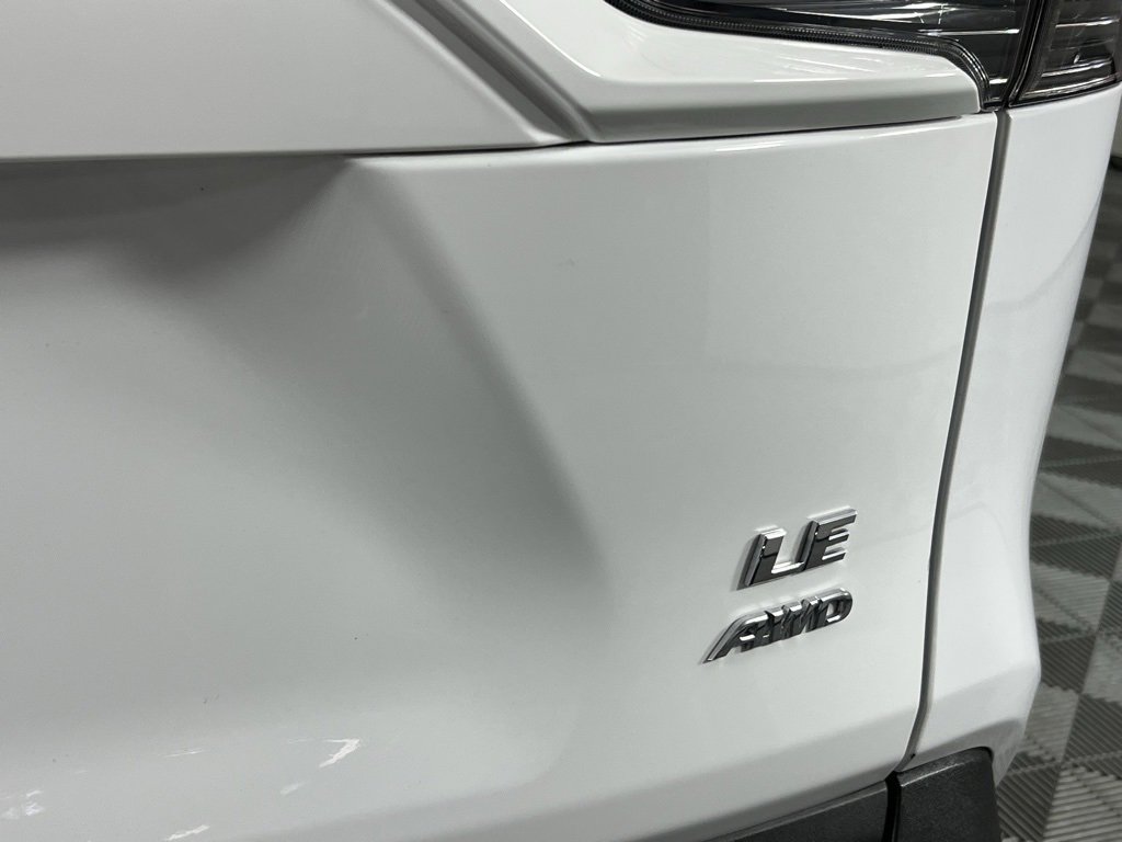 Used 2025 Toyota RAV4 LE image 12