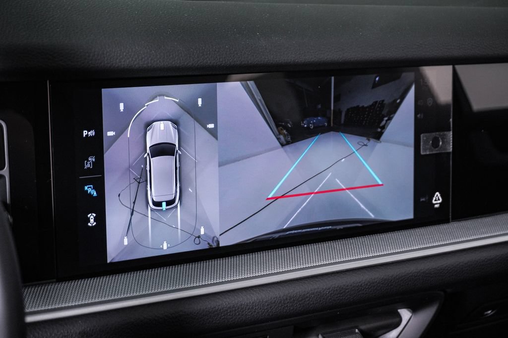 New 2026 Porsche Cayenne AWD/4WD image 23