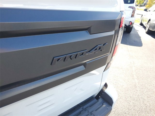 Used 2025 Nissan Frontier PRO-4X image 7