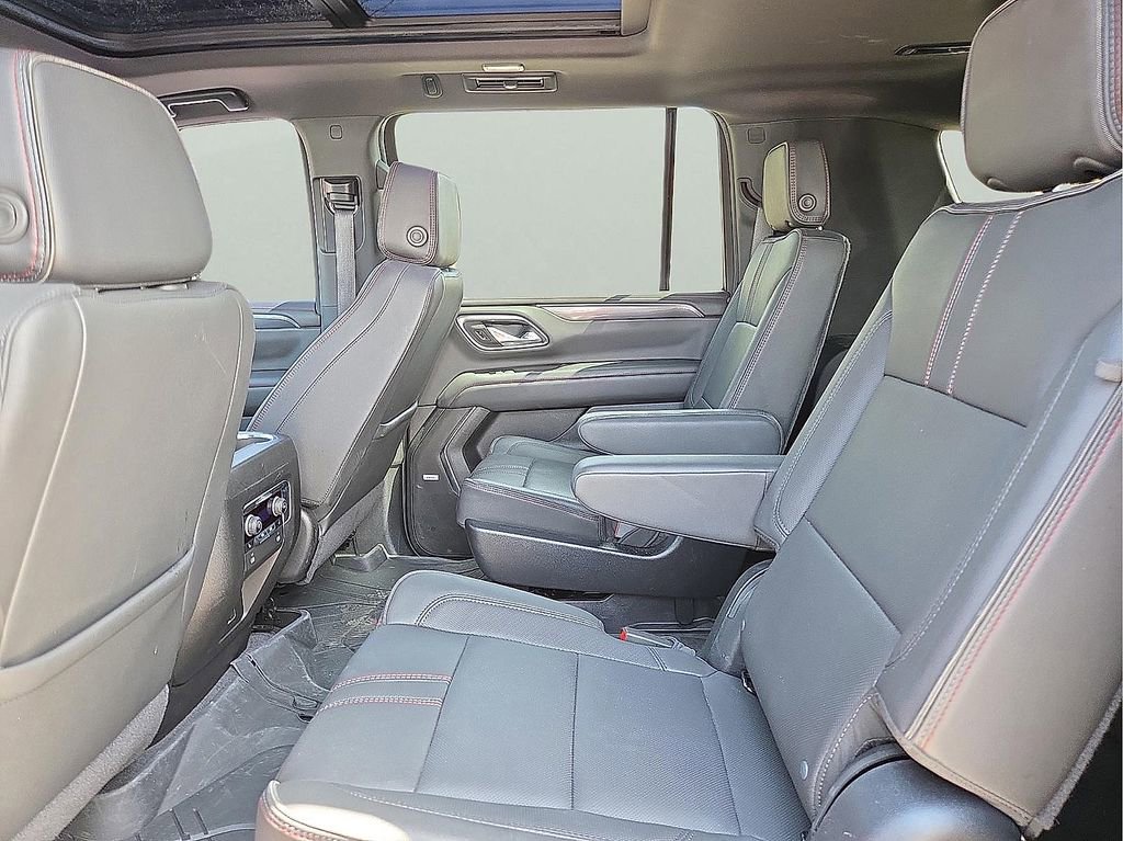 Used 2024 Chevrolet Suburban RST w/ Sport Performance Package image 13