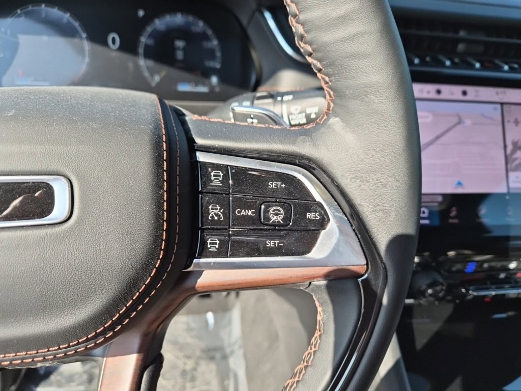 New 2025 Jeep Grand Cherokee L Summit image 26