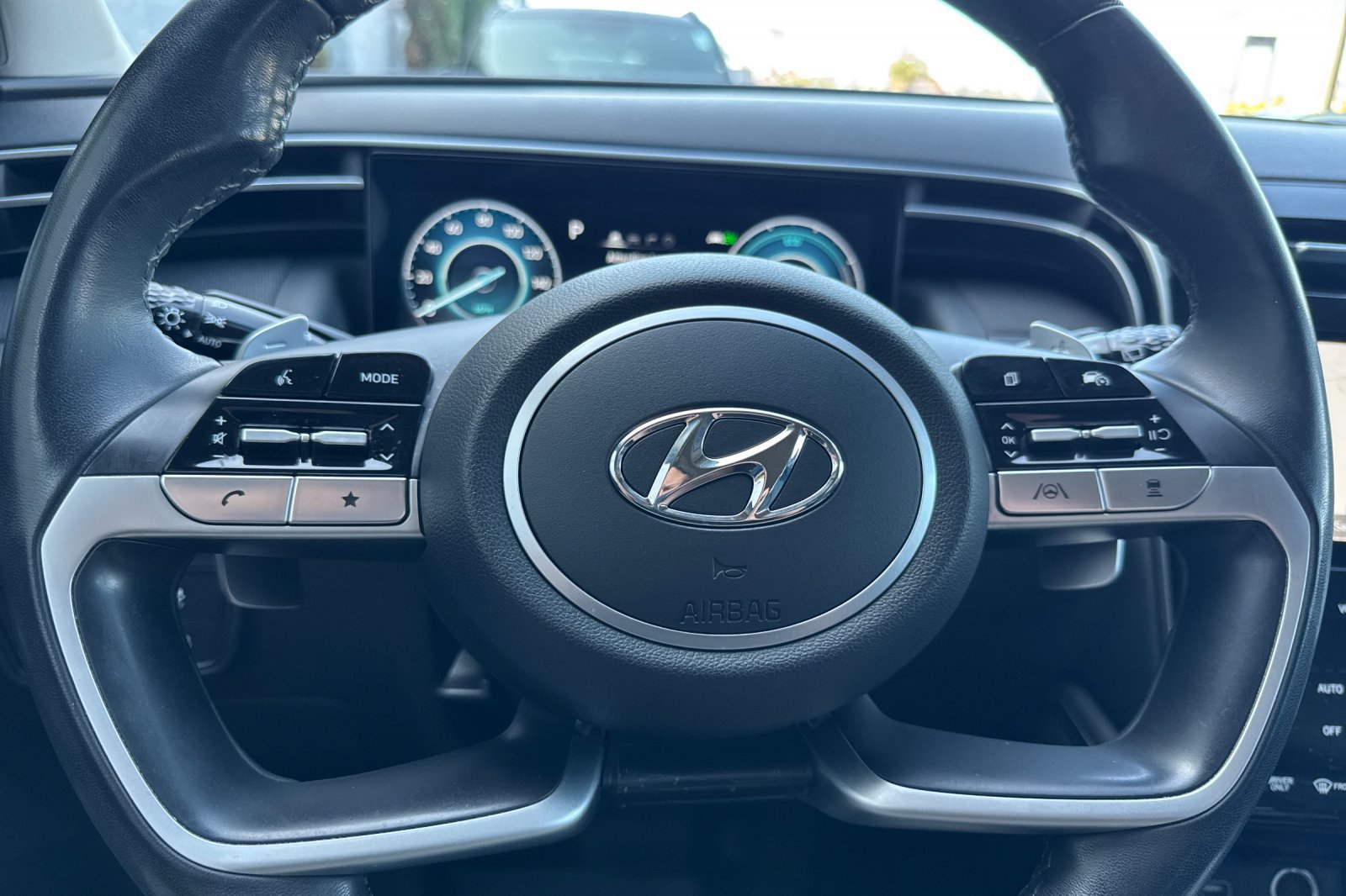 Used 2023 Hyundai Tucson Limited AWD/4WD image 26
