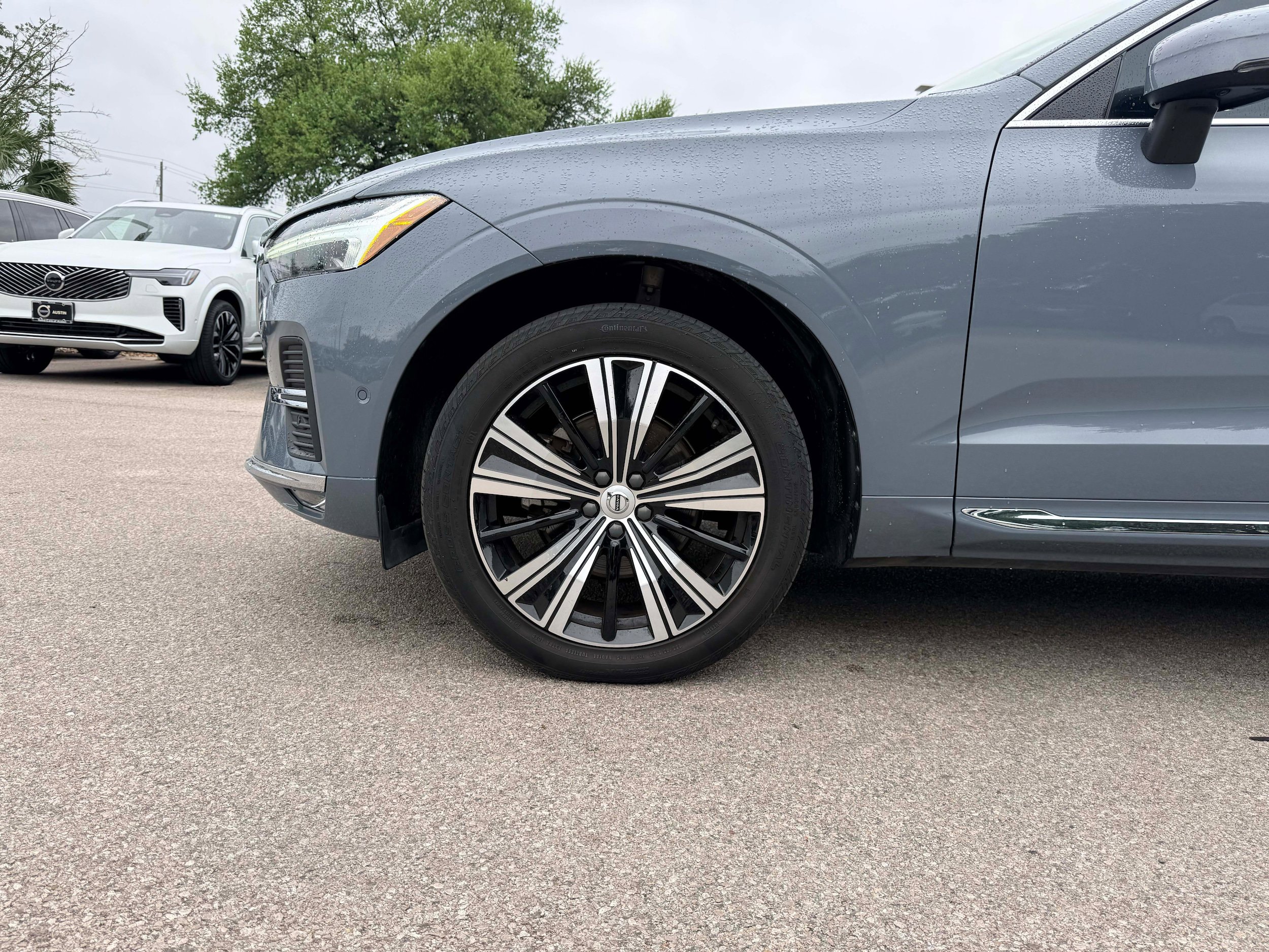 Certified 2023 Volvo XC60 B5 Plus FWD image 9
