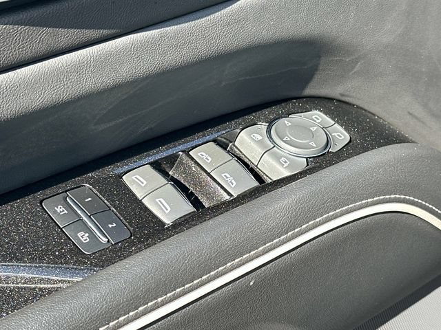 Used 2023 Cadillac Escalade Premium Luxury AWD/4WD image 14
