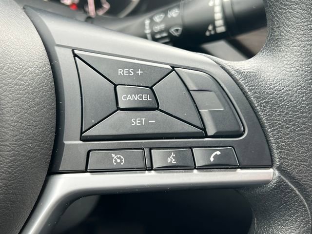 Used 2025 Nissan Altima 2.5 SV FWD image 19