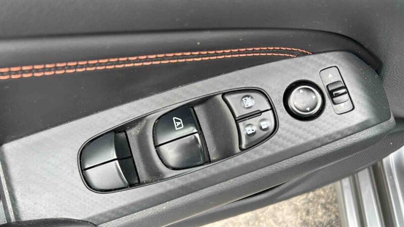Used 2022 Nissan Altima 2.5 SR FWD image 12