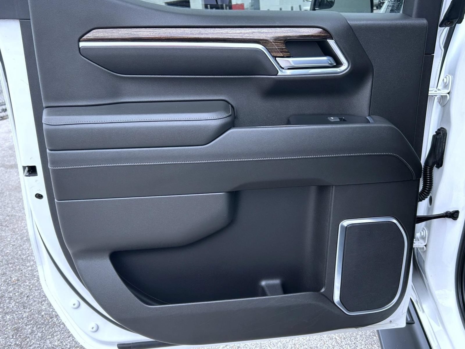 Certified 2022 GMC Sierra 1500 Elevation w/ LPO, Elevation Black Package AWD/4WD image 21