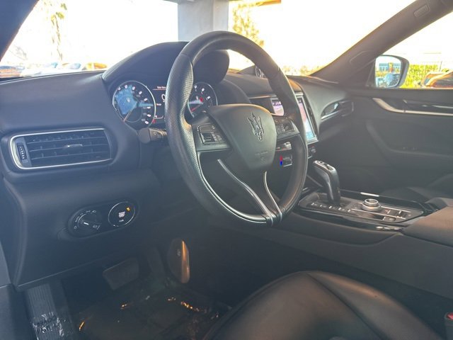 Certified 2022 Maserati Levante Modena image 12
