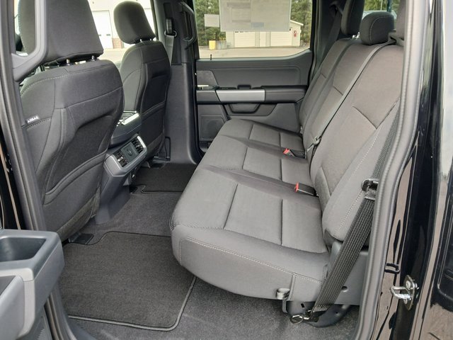 New 2025 Ford F150 XLT w/ Equipment Group 302A MID image 32