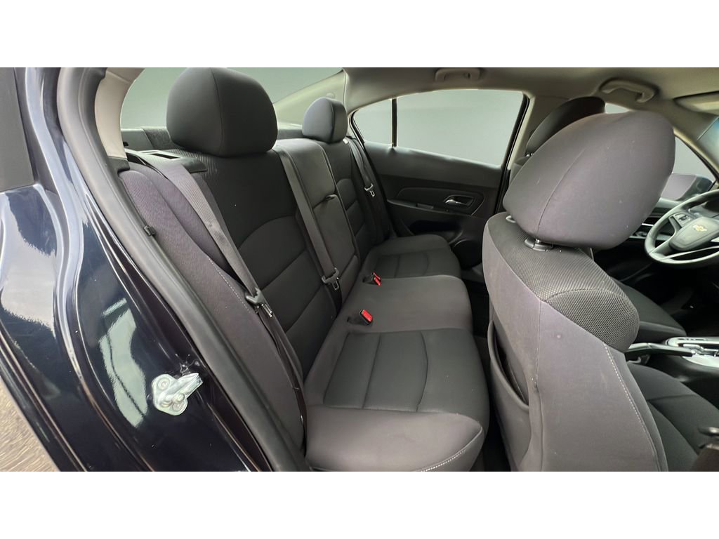 Certified 2015 Chevrolet Cruze LT image 12