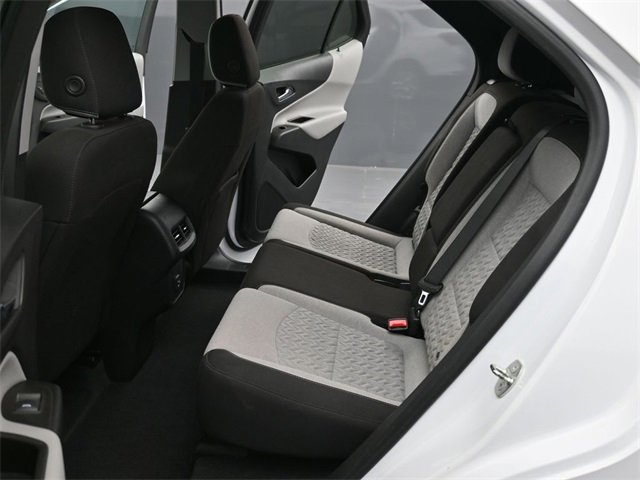 Used 2023 Chevrolet Equinox LS image 9