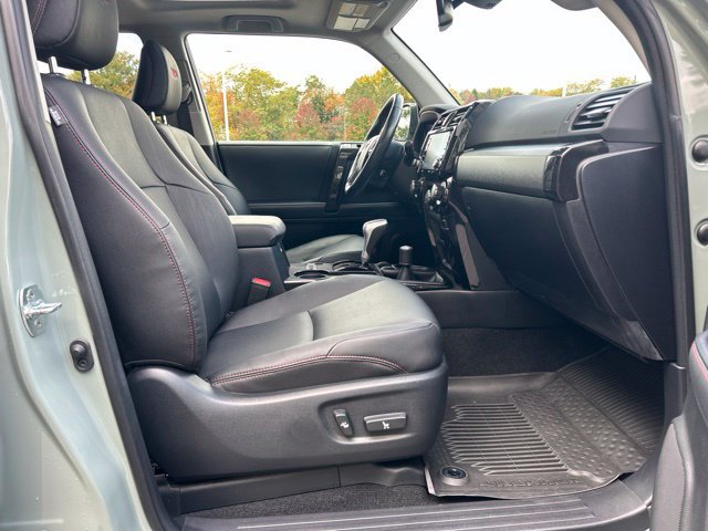 Used 2023 Toyota 4Runner TRD Off-Road Premium w/ Off Road Premium Plus Package AWD/4WD image 25
