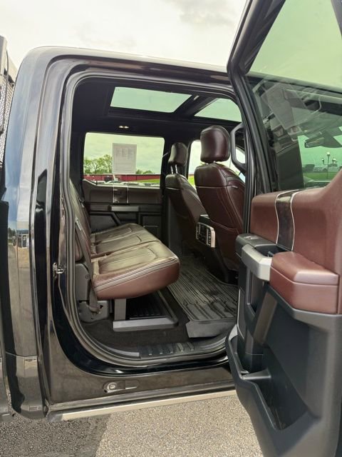 Used 2017 Ford F350 Platinum w/ Platinum Ultimate Package image 6