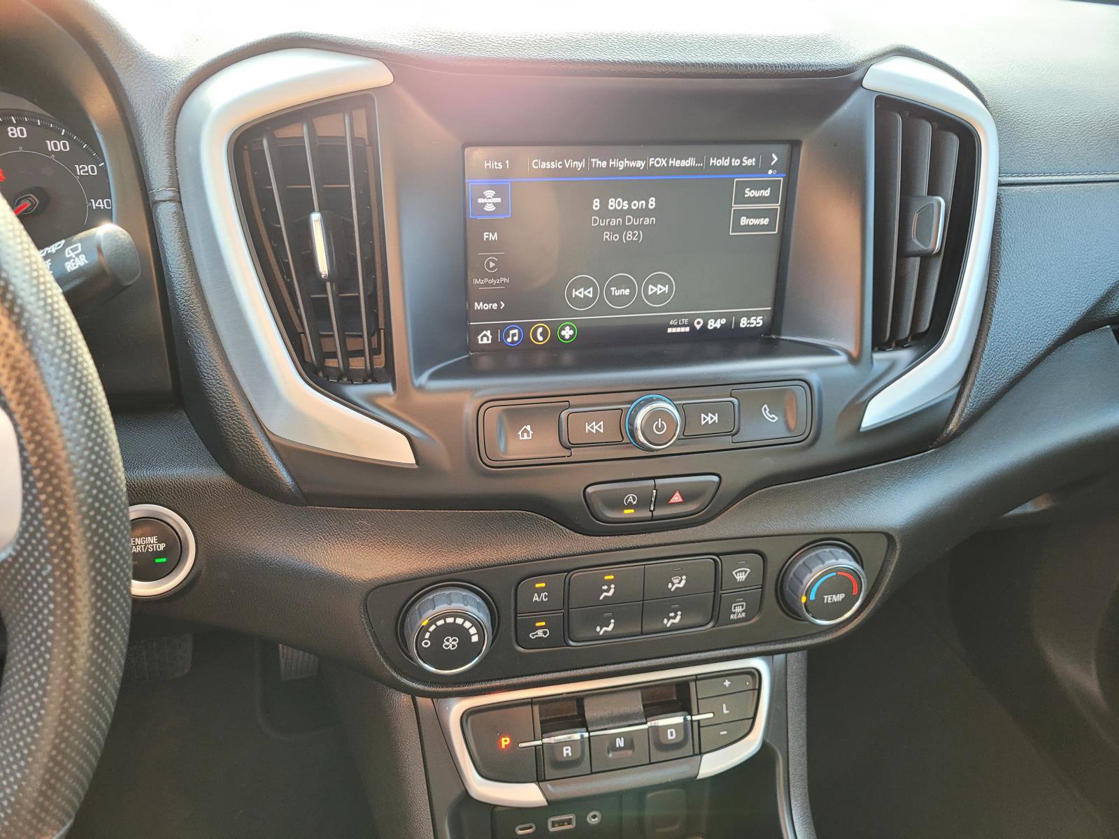 Used 2024 GMC Terrain SLE AWD/4WD image 23