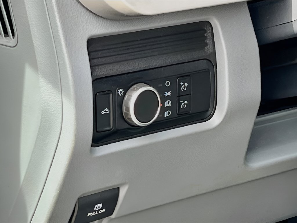 Used 2024 Ford F250 XL AWD/4WD image 10