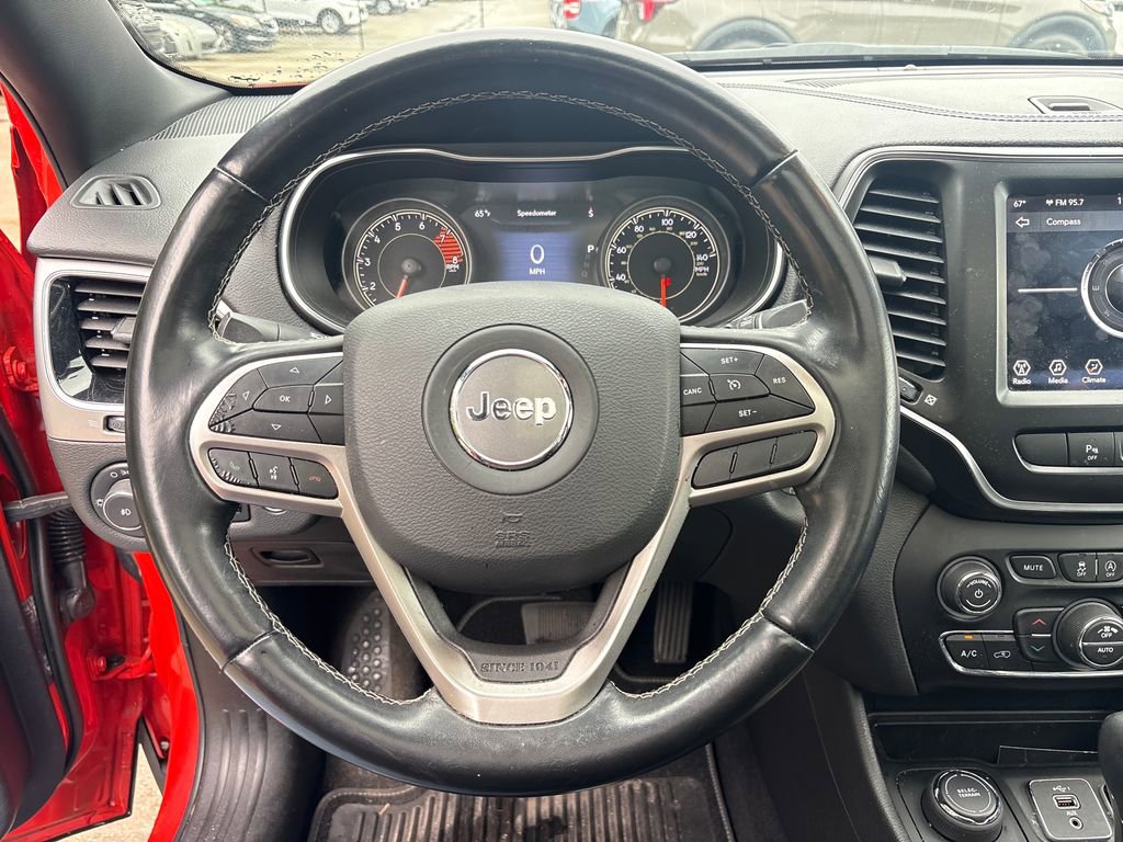 Used 2021 Jeep Cherokee Latitude Lux 80th Anniv w/ Quick Order Package 26U 80TH image 18