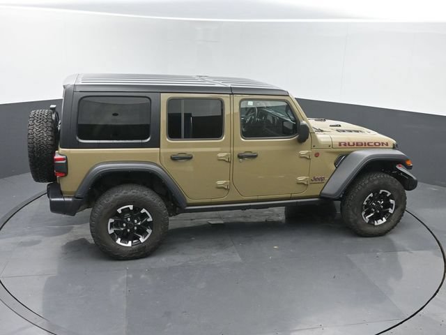Used 2025 Jeep Wrangler Unlimited Rubicon AWD/4WD image 36