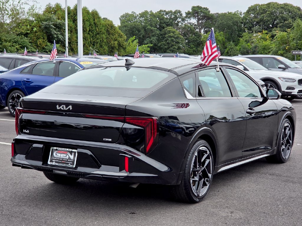 Used 2025 Kia K4 GT-Line w/ GT-Line Premium Package FWD image 4