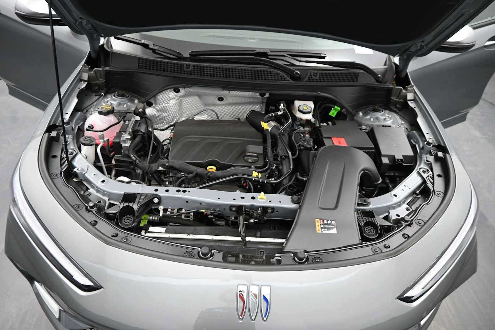 New 2026 Buick Envista Avenir FWD image 24