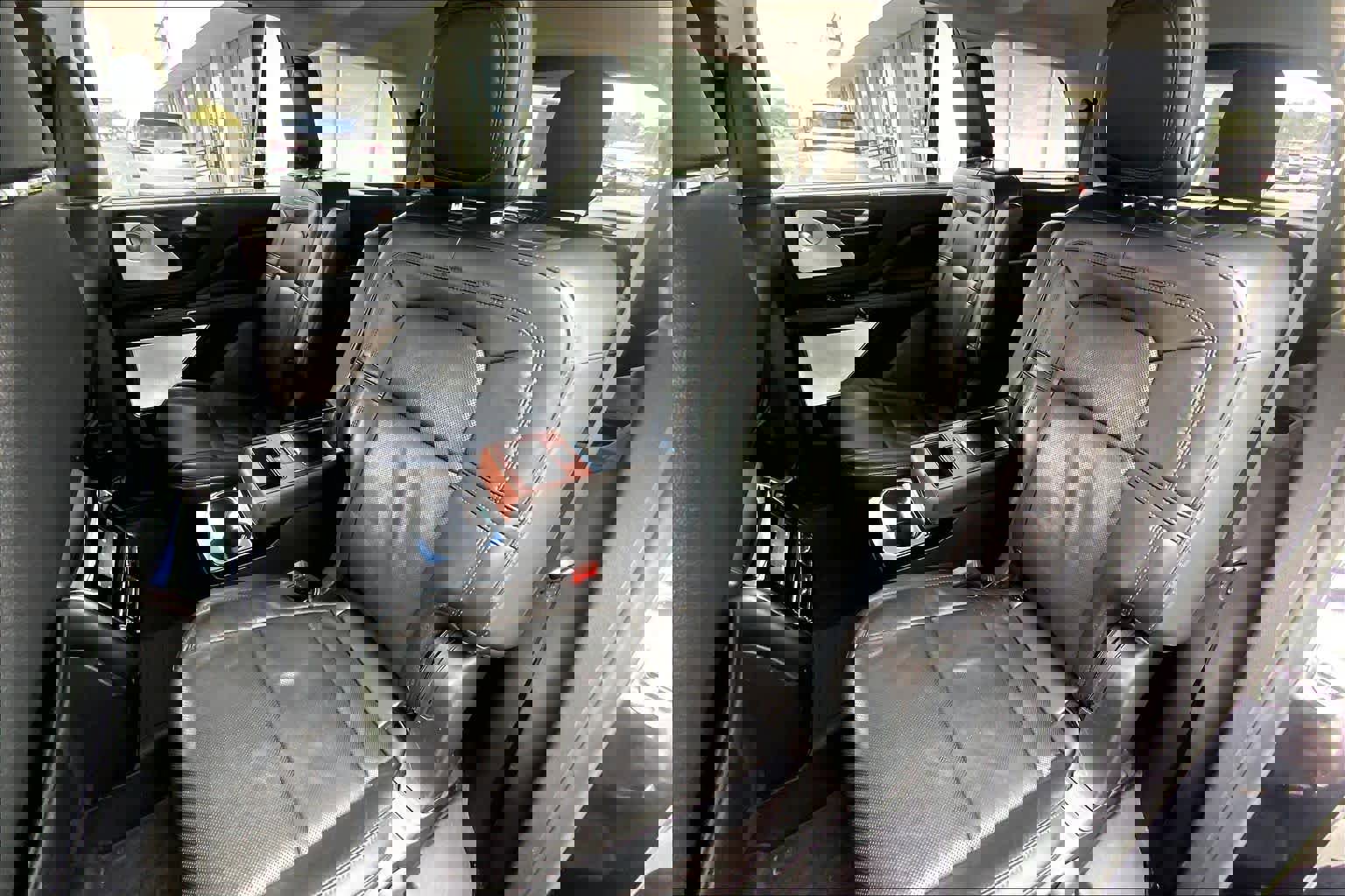 Used 2020 Lincoln Aviator Reserve w/ Equipment Group 202A image 24